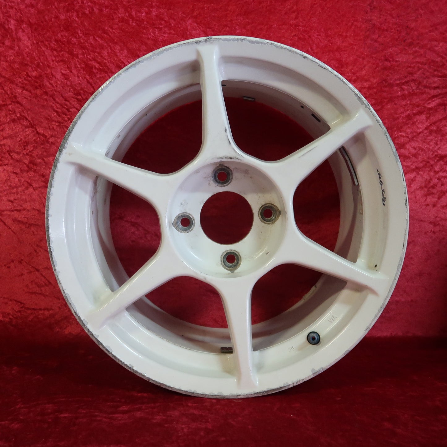 Buddy Club P1 16x8.5j/7.5j +32 4x114.3