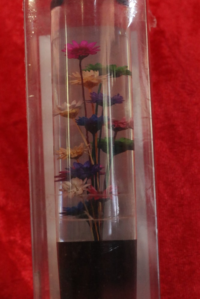 Jet flower shift knob