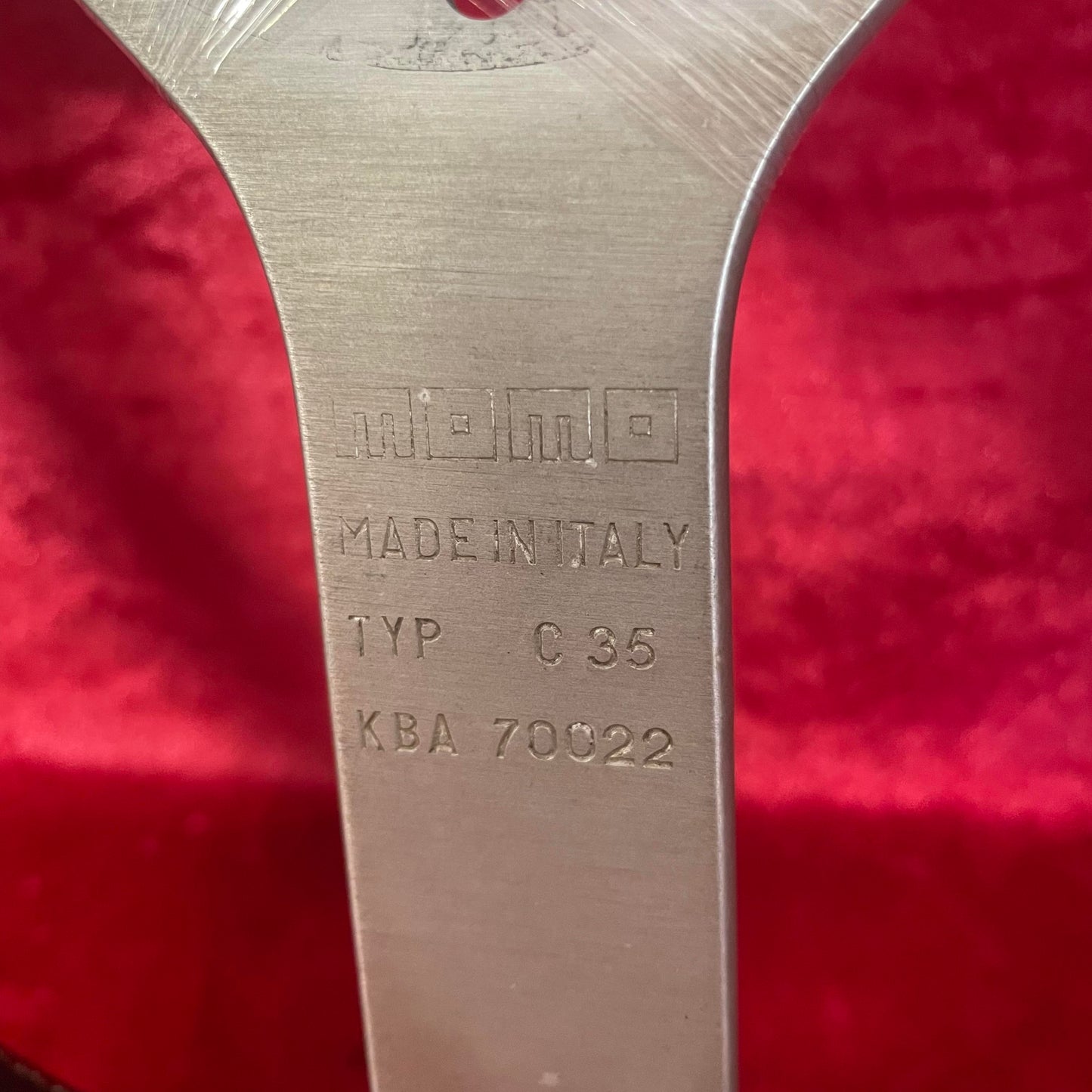 MOMO Cavallino 350mm
