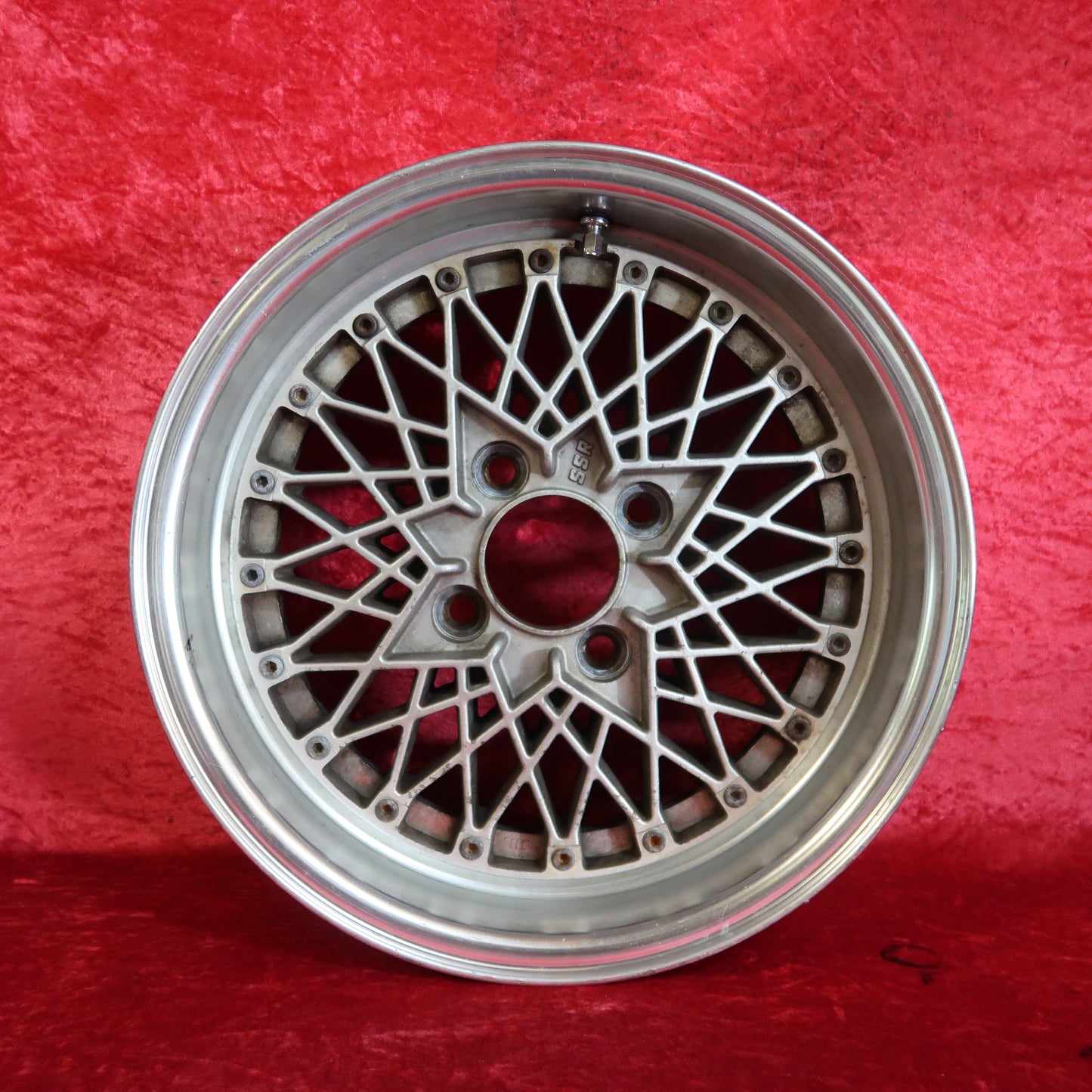 SSR Formula Mesh 15 x 7.5J +10 4x114.3