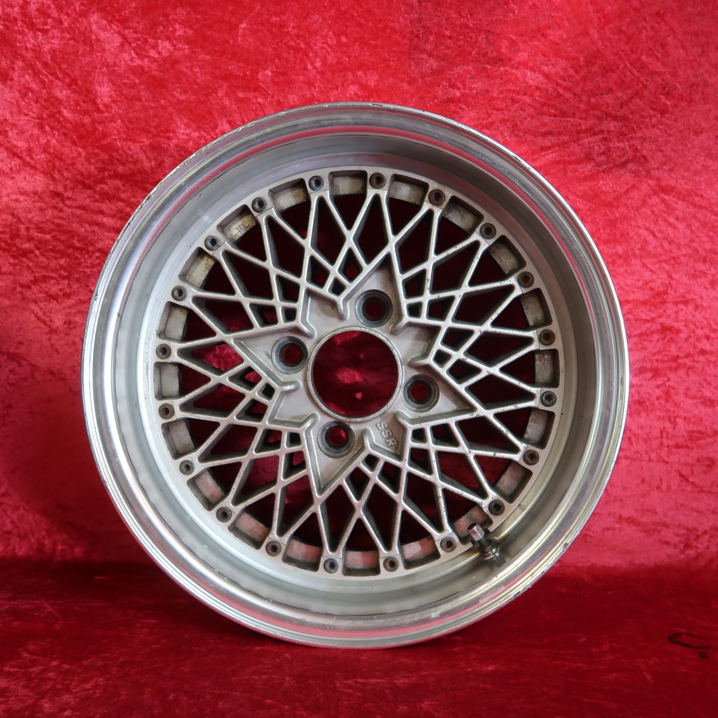 SSR Formula Mesh 15 x 7.5J +10 4x114.3