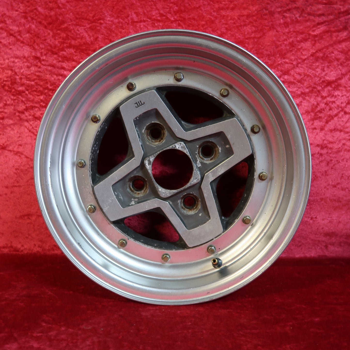 ENKEI APACHE 13x6j -5 4x114.3