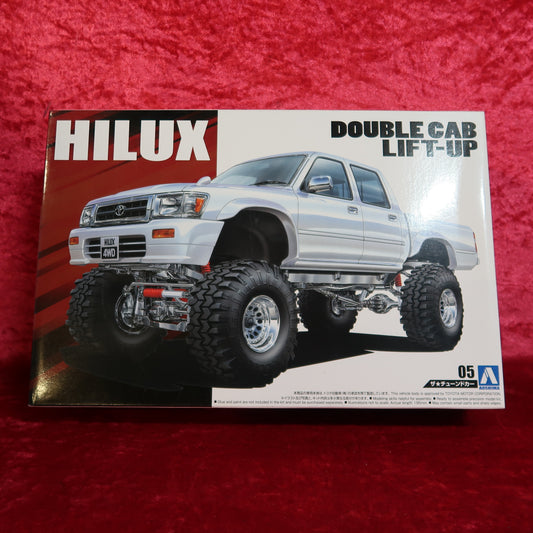Aoshima 1/24 Hilux "Lift up" Double cab