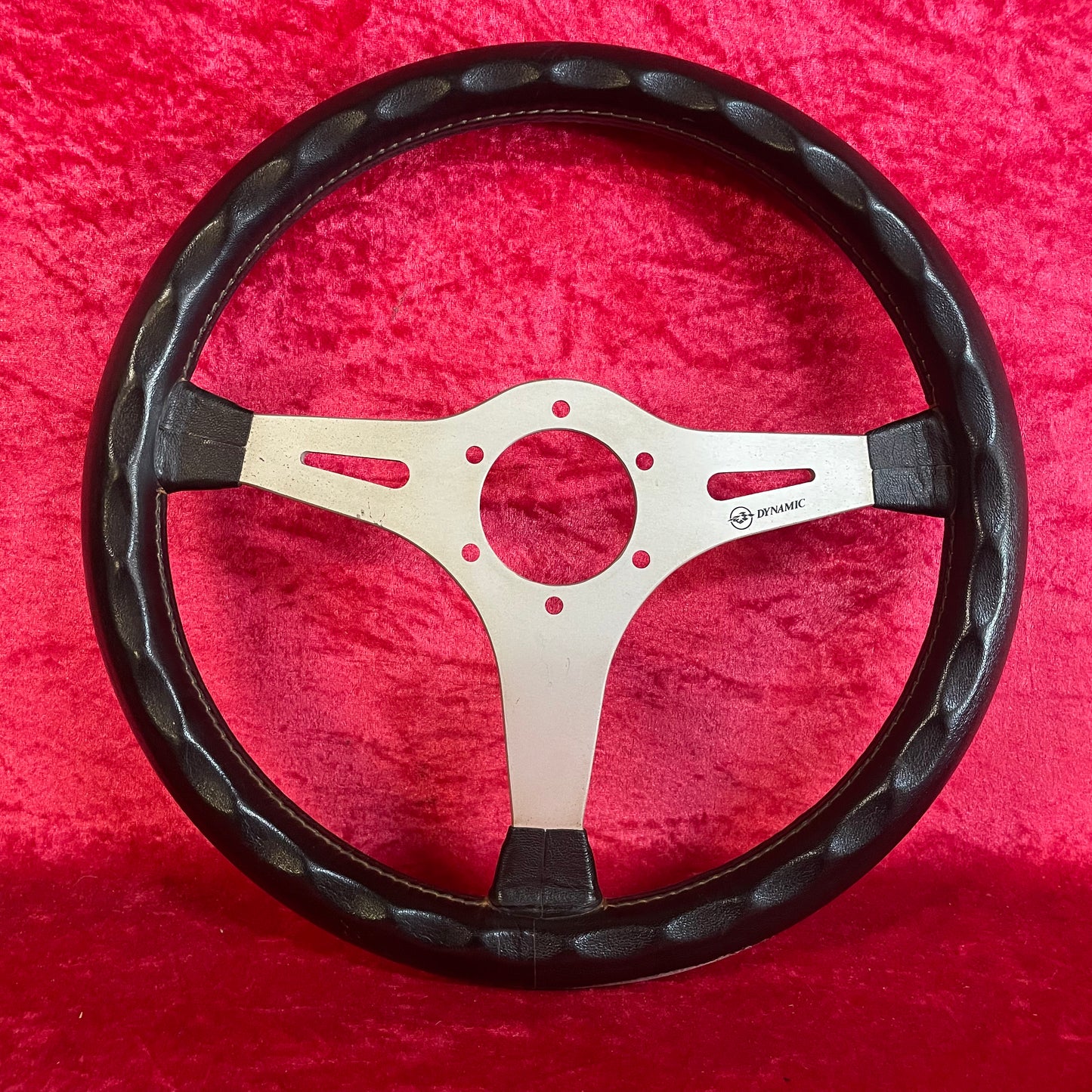 Fuji Dynamic Steering Wheel 345mm