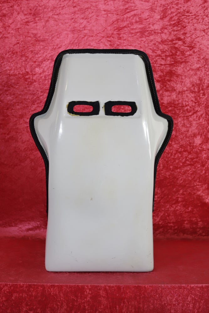 QUATTRO SPORT BUCKET WHITE